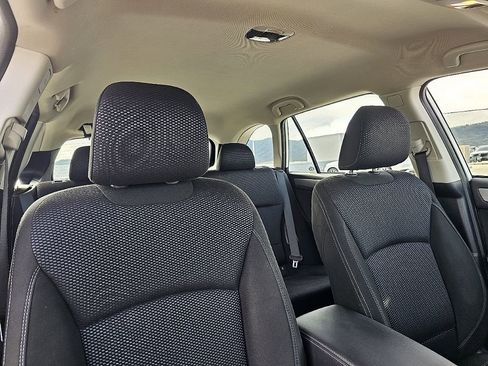 Used 2019 Subaru Outback 2.5i image 18