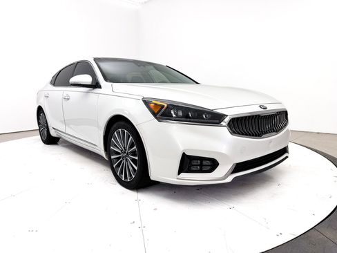 Used 2017 Kia Cadenza Technology FWD image 13