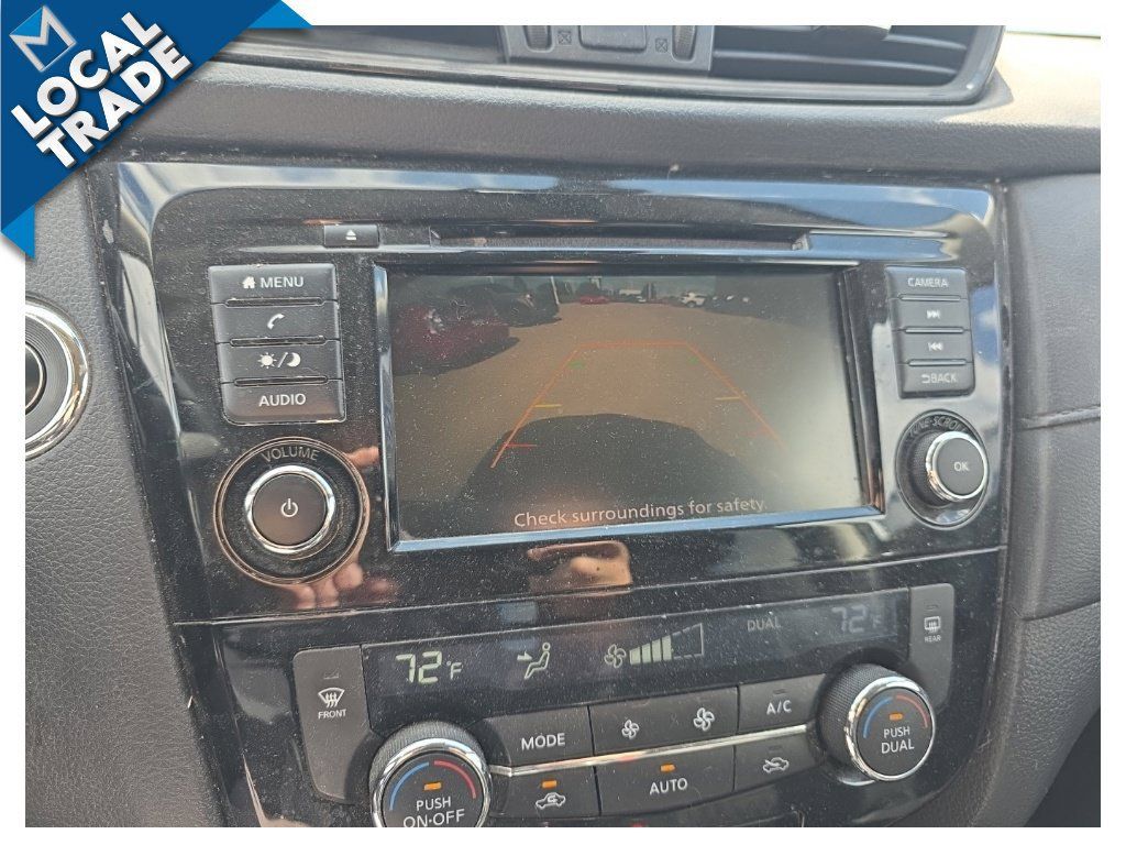 Used 2019 Nissan Rogue SV AWD/4WD image 13