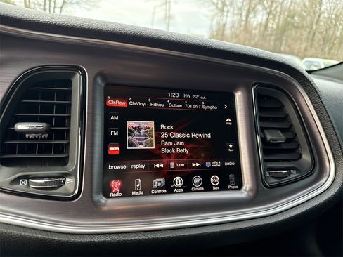 Used 2015 Dodge Challenger R/T Scat Pack image 24