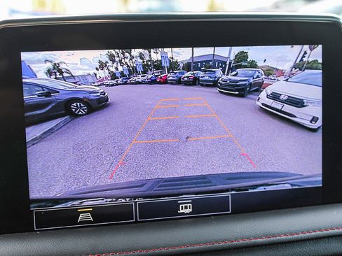 Used 2021 Chevrolet Tahoe RST image 25