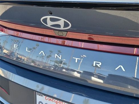 Used 2025 Hyundai Elantra Sport image 22