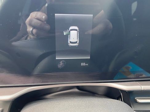 Used 2026 Kia Sportage EX w/ EX Panorama Roof Package image 5