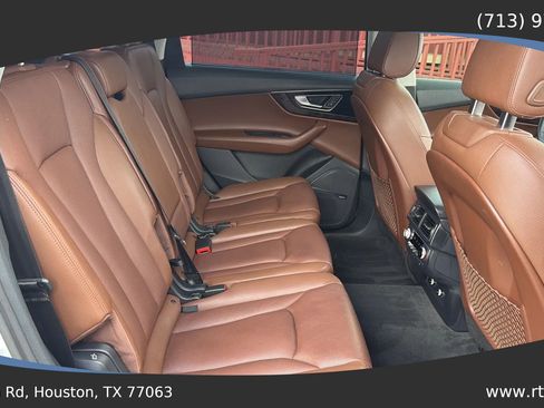 Used 2018 Audi Q7 3.0T Prestige AWD/4WD image 35