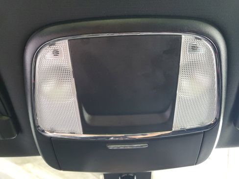 Used 2023 Dodge Charger SXT RWD image 21