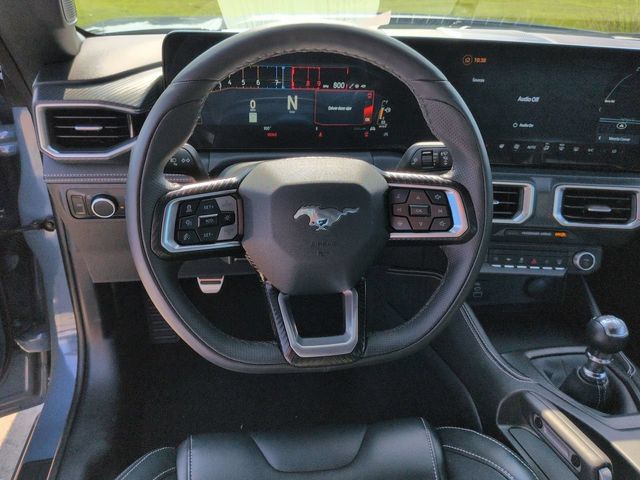Used 2025 Ford Mustang GT Premium w/ GT Performance Package RWD image 13