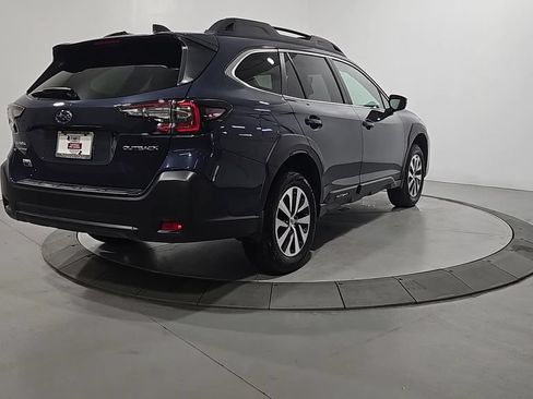Certified 2025 Subaru Outback Premium AWD/4WD image 6