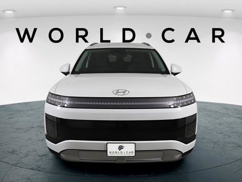 New 2026 Hyundai Ioniq 9 S image 2