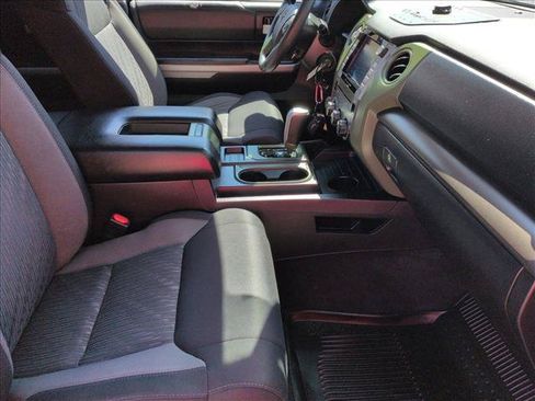Used 2020 Toyota Tundra SR5 w/ SR5 Upgrade Package AWD/4WD image 18