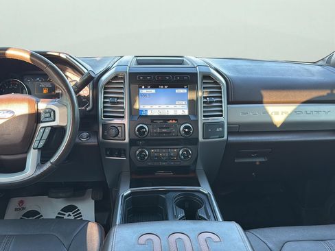 Used 2017 Ford F250 King Ranch w/ King Ranch Ultimate Package AWD/4WD image 18