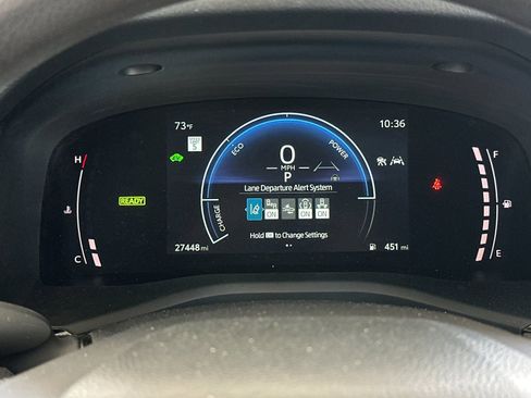 Used 2025 Toyota Camry LE w/ Convenience Package image 22