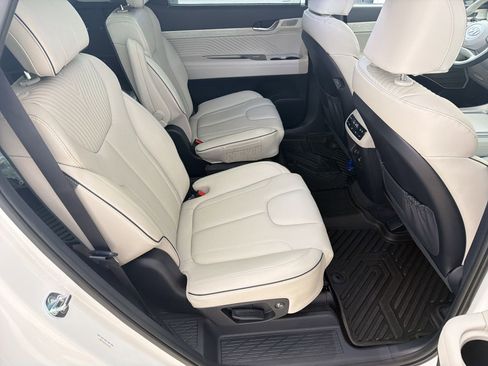 Used 2025 Hyundai Palisade Calligraphy image 29