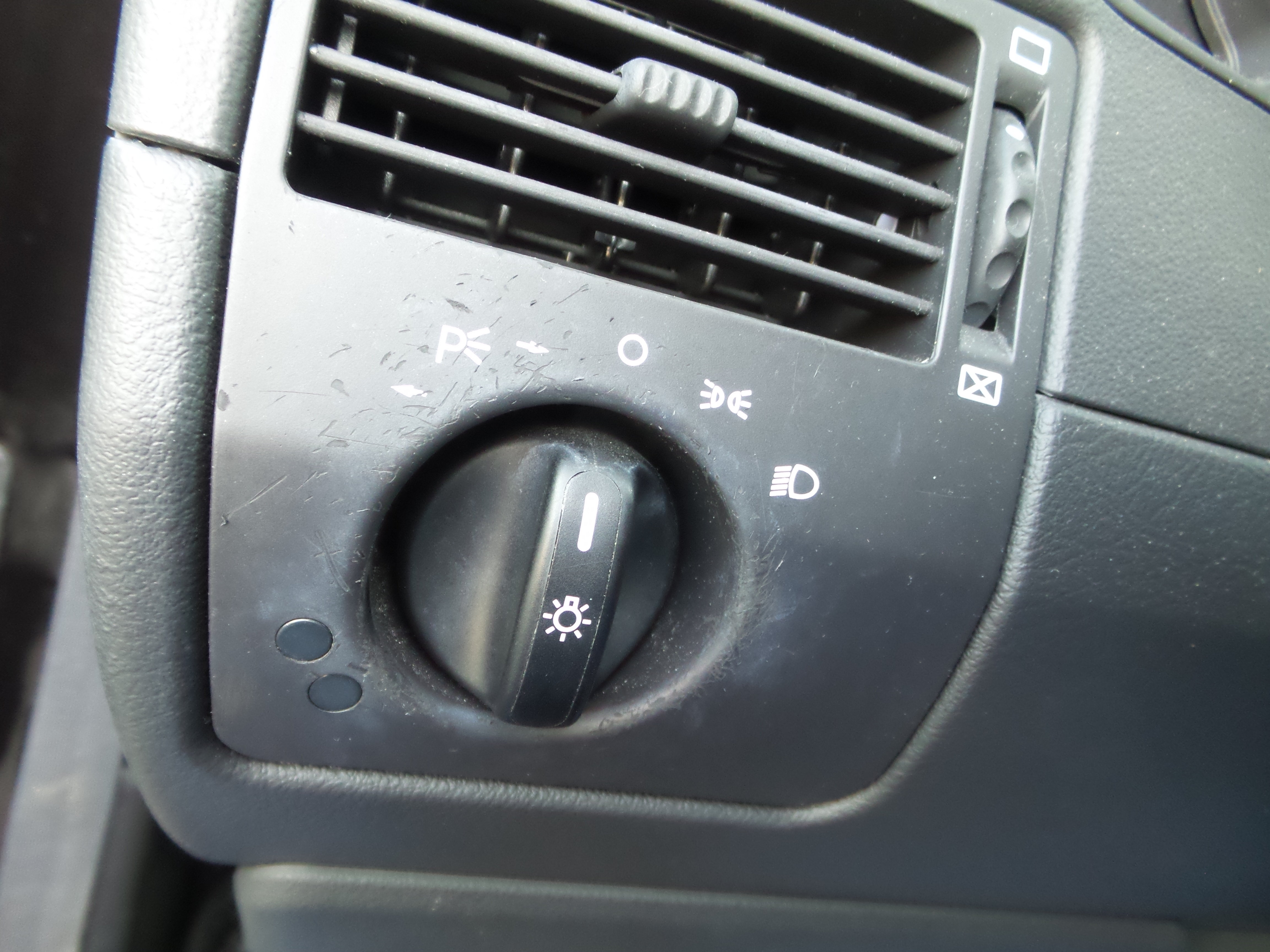 Used 2007 Chrysler Crossfire Coupe RWD image 91