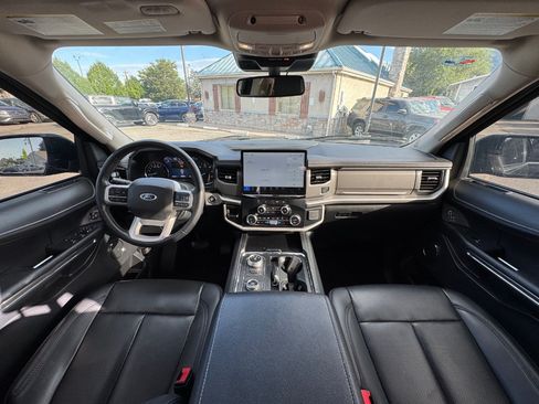 Used 2023 Ford Expedition Max XLT AWD/4WD image 11