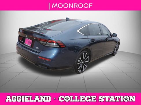 Used 2024 Honda Accord Touring image 4