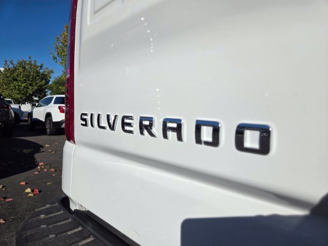 Used 2025 Chevrolet Silverado 1500 W/T RWD image 9