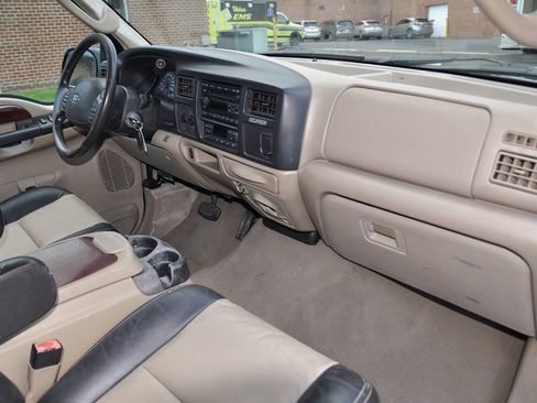 Used 2005 Ford Excursion Eddie Bauer RWD image 27