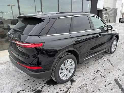 New 2026 Lincoln Corsair Premiere image 3