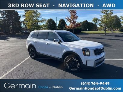Used 2023 Kia Telluride S w/ S Sunroof Package