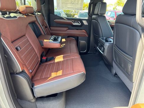 New 2026 GMC Sierra 1500 Denali Ultimate image 18