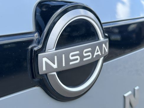 Used 2022 Nissan Pathfinder Platinum w/ Cargo Package AWD/4WD image 7