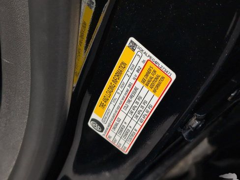 Used 2023 GMC Terrain SLT FWD image 38