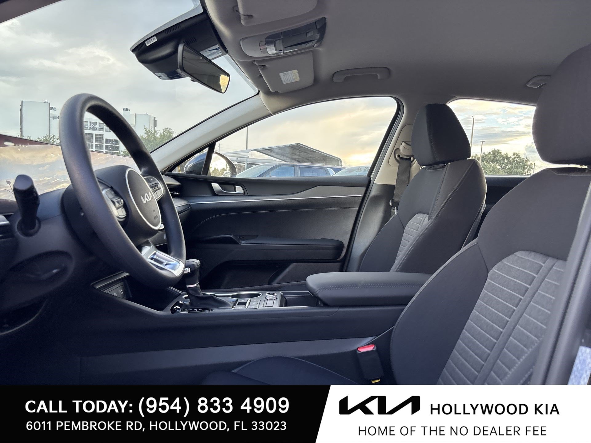 New 2027 Kia K5 LXS FWD image 15