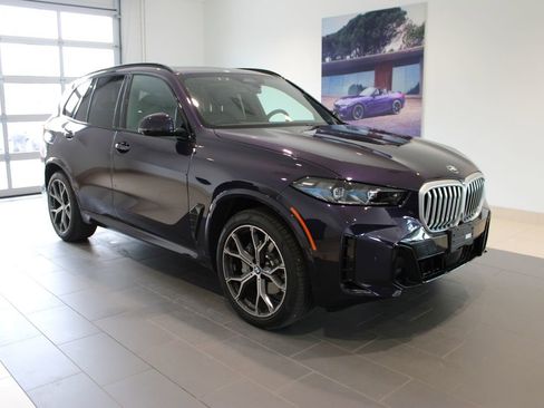 Used 2026 BMW X5 xDrive40i w/ Executive Package image 2