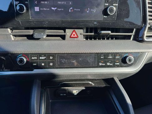 Used 2023 Kia Sportage LX image 28