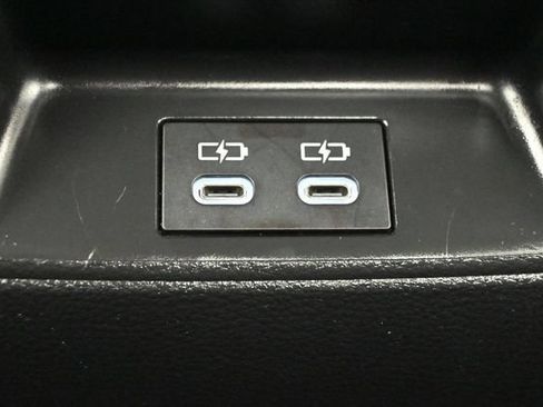 Used 2024 Toyota Corolla LE FWD image 10