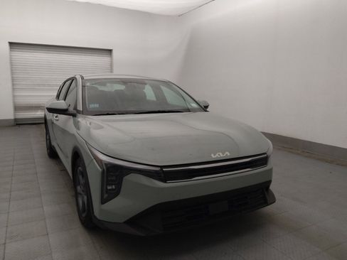 Used 2025 Kia K4 FWD image 13