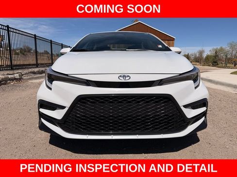 Used 2024 Toyota Corolla SE w/ SE Premium Package FWD image 2