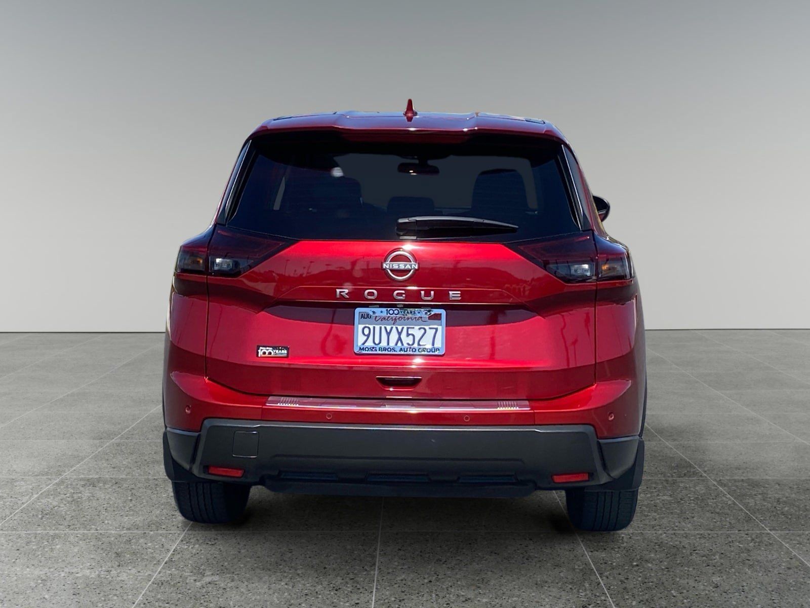 Used 2025 Nissan Rogue SV FWD image 4