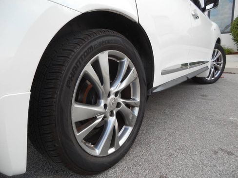 Used 2014 INFINITI QX60 FWD w/ Deluxe Touring Package image 21