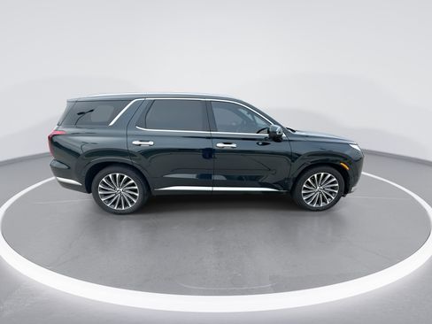 Used 2023 Hyundai Palisade Calligraphy w/ Cargo Package AWD/4WD image 9
