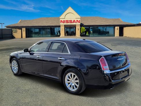 Used 2012 Chrysler 300 Limited image 3