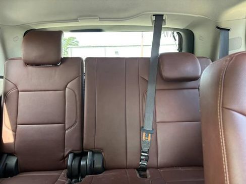 Used 2019 Chevrolet Tahoe Premier w/ Premier Plus Edition AWD/4WD image 15