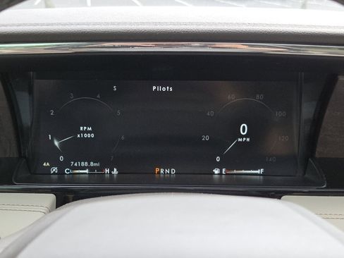 Used 2019 Lincoln Navigator Reserve AWD/4WD image 32