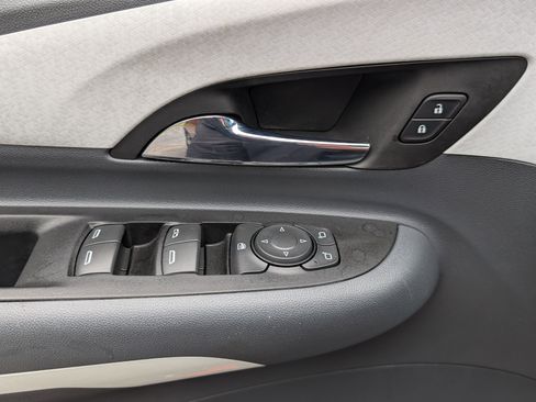 Used 2019 Chevrolet Bolt Premier w/ Infotainment Package FWD image 15