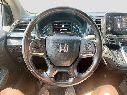 Used 2024 Honda Odyssey EX-L image 11