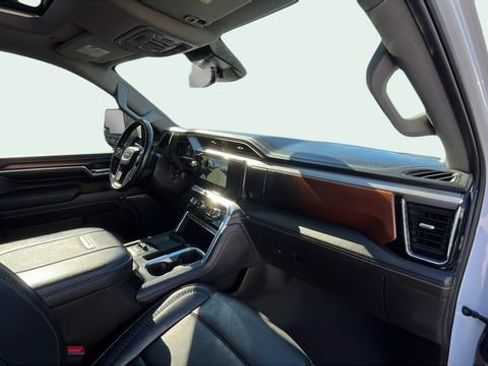 Used 2024 GMC Sierra 3500 Denali w/ Denali Reserve Package image 42