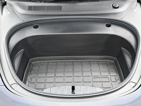 Used 2023 Tesla Model 3 Standard Range image 42