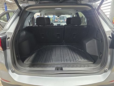 Used 2023 Chevrolet Equinox LT image 16