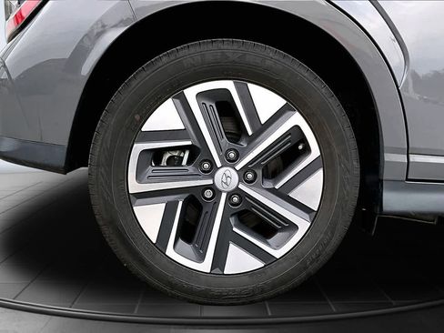 Used 2023 Hyundai Kona SEL FWD image 35
