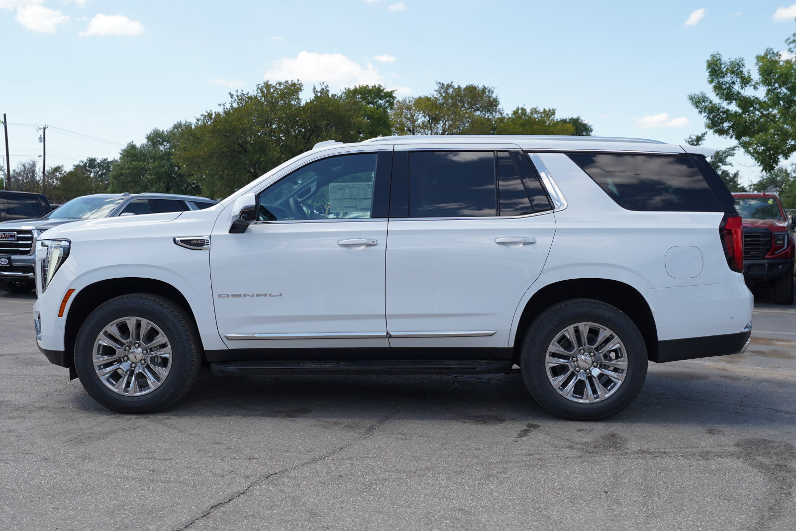 New 2026 GMC Yukon Denali w/ Advanced Technology Package RWD image 7