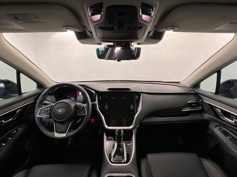 Used 2025 Subaru Outback Touring XT AWD/4WD image 9