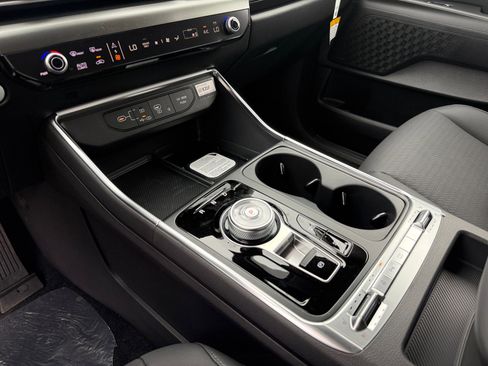 New 2026 Kia Carnival SX Prestige image 13