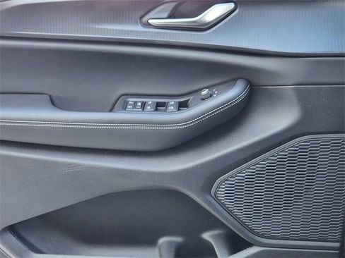 New 2025 Jeep Grand Cherokee L Altitude image 17