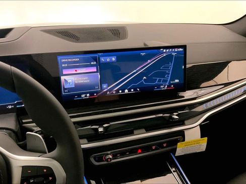 New 2026 BMW X5 xDrive40i w/ M Sport Package image 5