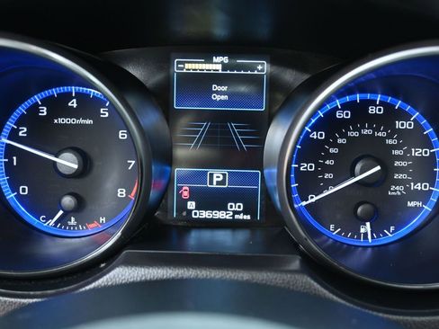 Used 2017 Subaru Legacy 2.5i Premium image 19